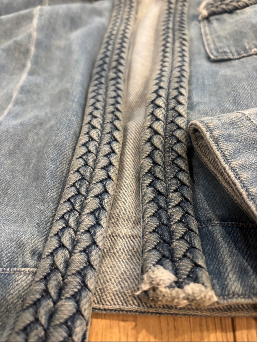 Cropped Denim Jacket - Picture 4 of 10